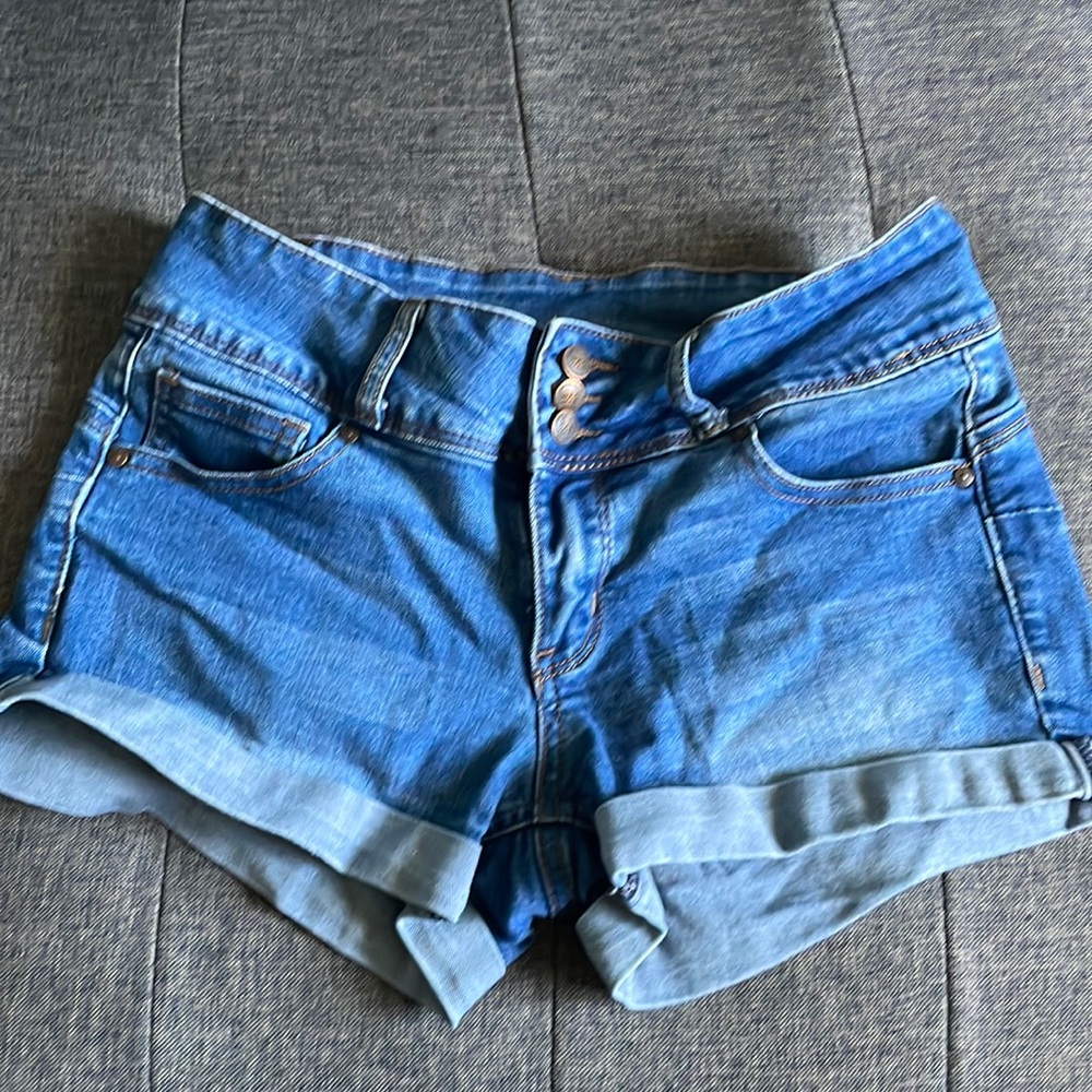 Wax Jean short